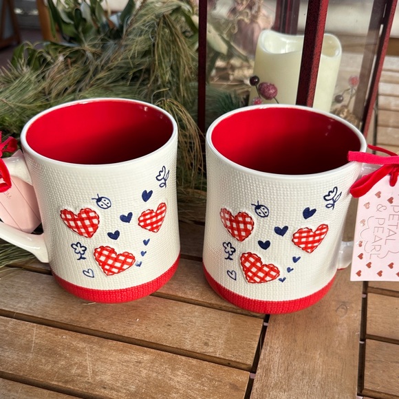 Petal & Pearl Other - Petal & Pearl set of 2 valentine’s heart coffee mugs